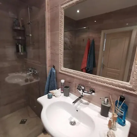 Lily - 408a Apartament